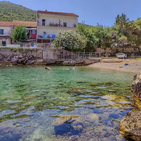 Viktor Apartamento *